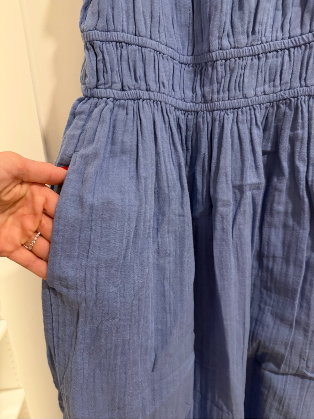 Pact lightweight linen dress - Picture 4 of 6